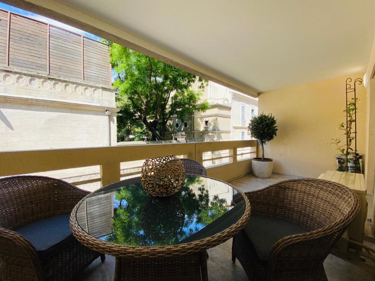 Feel@home Nemausus « Le 11 » * Nimes